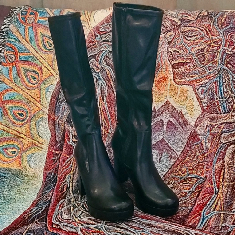 NEW Nomi 🌟 Tall Boots - 8